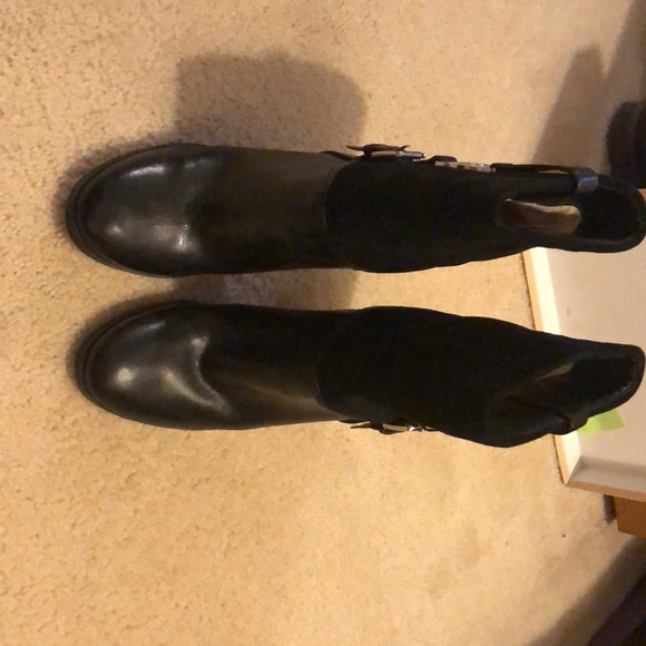 MK Fulton Bootie - Picture 2 of 3